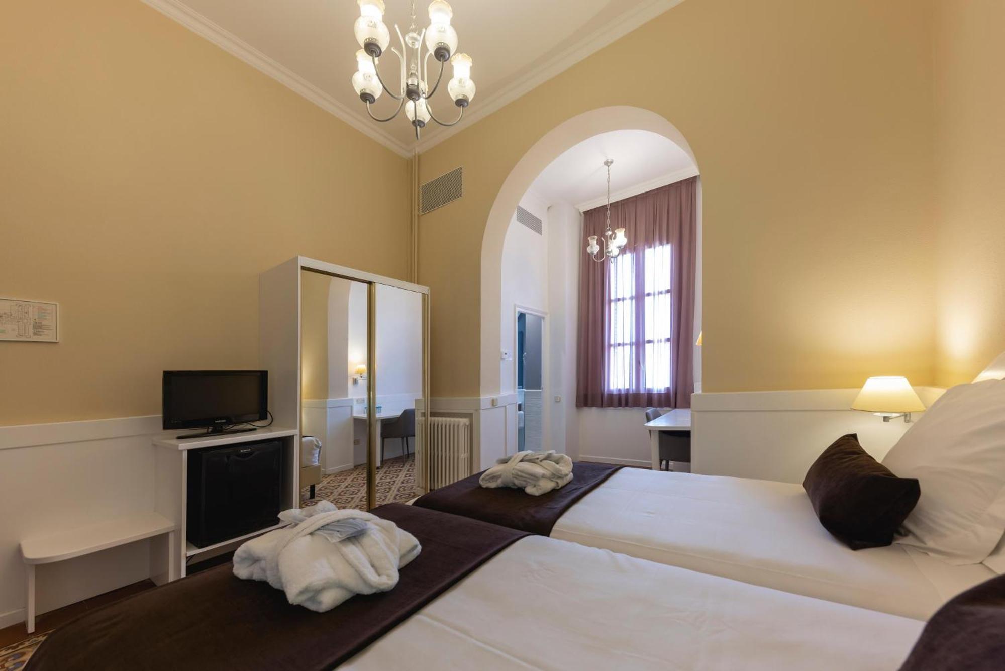 1881 Hotel Balneario Vichy Catalan Caldes de Malavella Εξωτερικό φωτογραφία